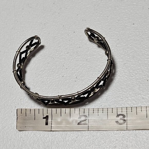 Vintage Boho Chic Silver Tone Cuff Bracelet Black Enamel Geometric Design Women - Picture 5 of 5